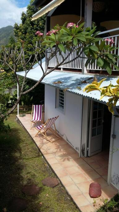 Face Aux Saintes Apartment ทรัวส์-รีวิแยร์ ภายนอก รูปภาพ